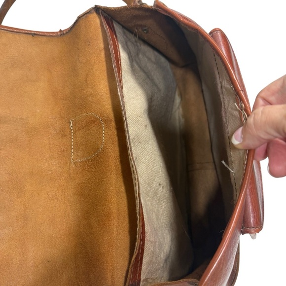 Cuir Vrai Leather Shoulder Bag Handmade in France Vintage - Picture 8 of 13